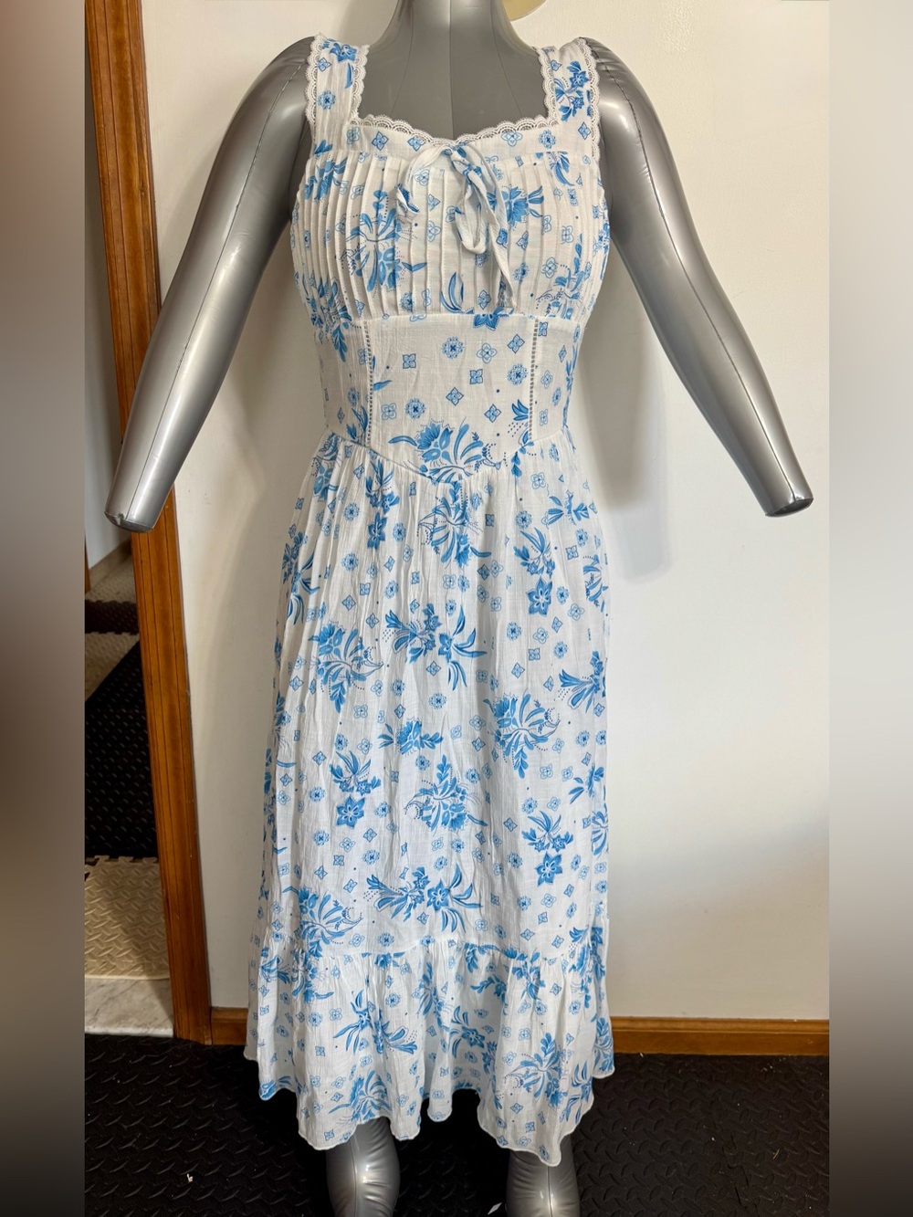 Blue Floral Dress - Picture 2 of 6